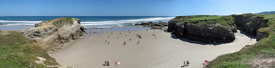 PlayaDeLasCatedrales - Click to enlarge the panorama